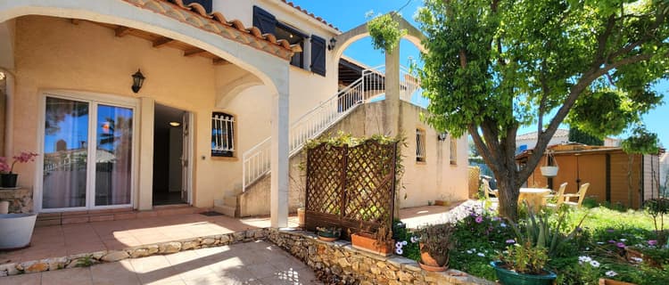 Maison composée de 3 appartements