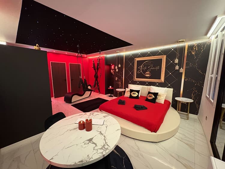 Love Room à Callas