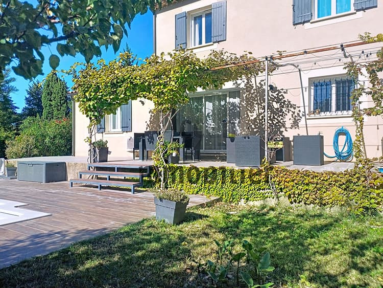 ROGNONAS VILLA 4 chambres Jardin Garage et Piscine