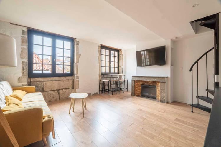 Duplex rénové - RUE BOURGNEUF - BAYONNE