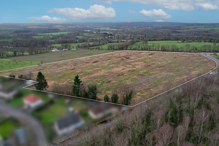 La Ferrière aux étangs - Terrain 5ha