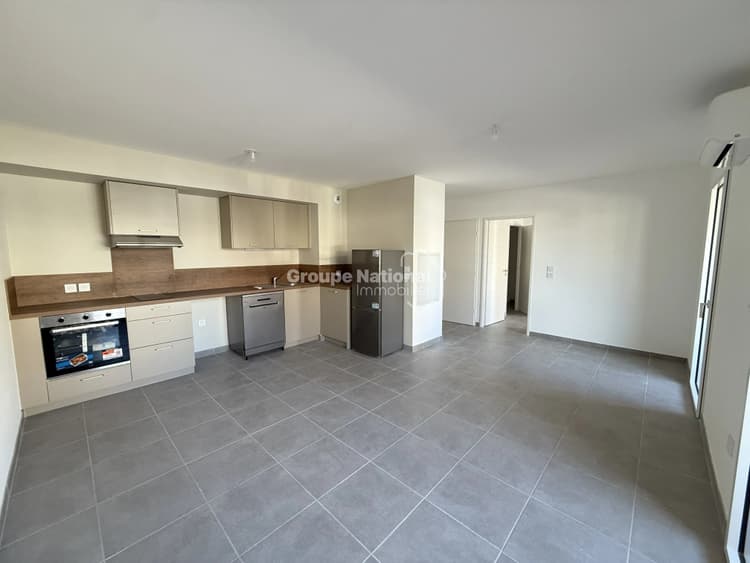 SARRIANS - APPARTEMENT T2 NEUF NON MEUBLE — Magnifique T2 non meublé spacieux neuf