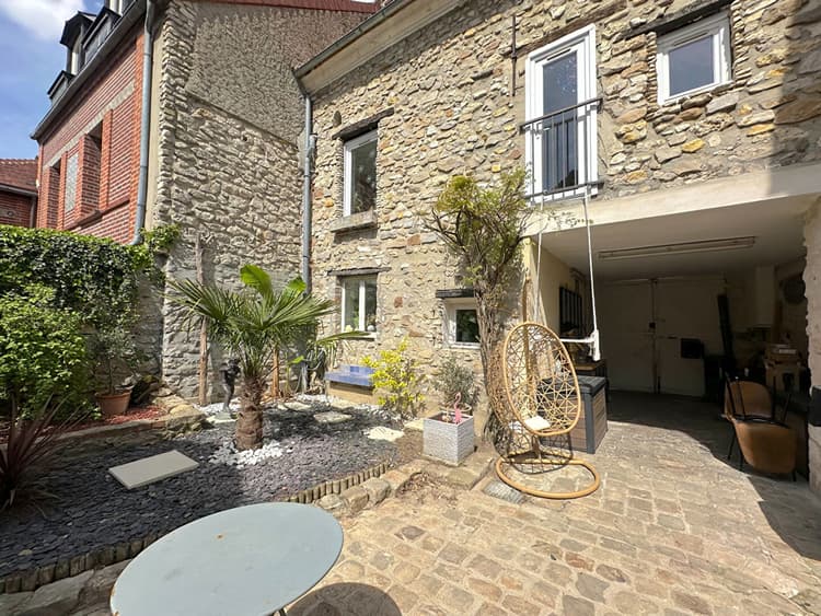 Maison Ermenonville 70m² + dépendance 45m²