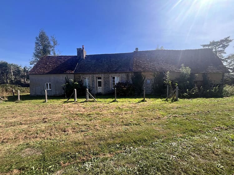 MAISON LA SELLE LA FORGE