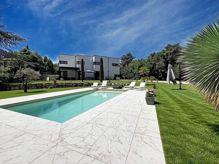 Villa d'architecte à Francheville limite Chaponost 240 m2