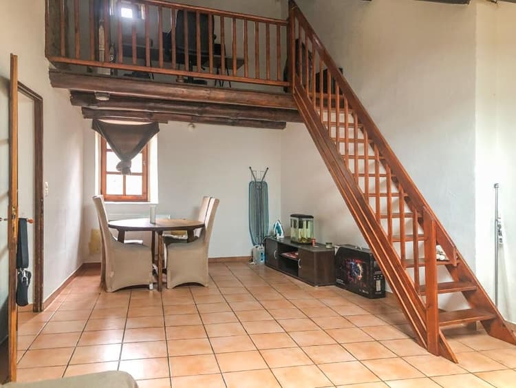 Duplex avec mezzanine, au calme, à proximité d'Uzès