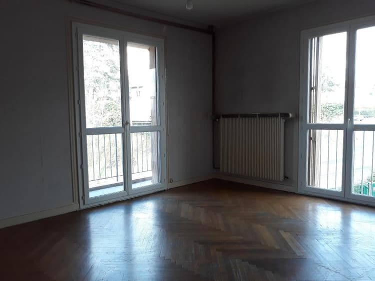 <span class='fw-semibold text-nowrap'>Appartement</span> - <span class='text-nowrap'>4 pièces</span> - <span class='text-nowrap'>80.6 m²</span> - <span class='text-nowrap'> <span class='fw-semibold'>1 031 €/mois CC</span></span> - <span class='text-nowrap'>À louer</span>