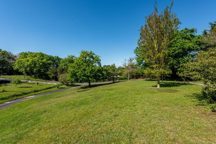 ANGLET TERRAIN CONSTRICTIBLE DE 1406 M2
