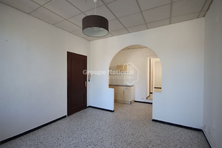 Appartement - 4 pièces - 50 m2 environ de surface - Monteux village - Rez-de-chaussée