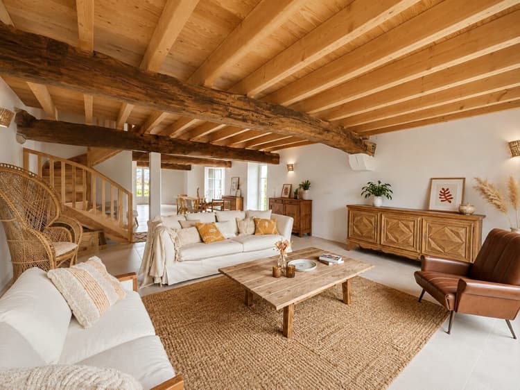 AHETZE Appartement de caractère de 164 m² au coeur du vill