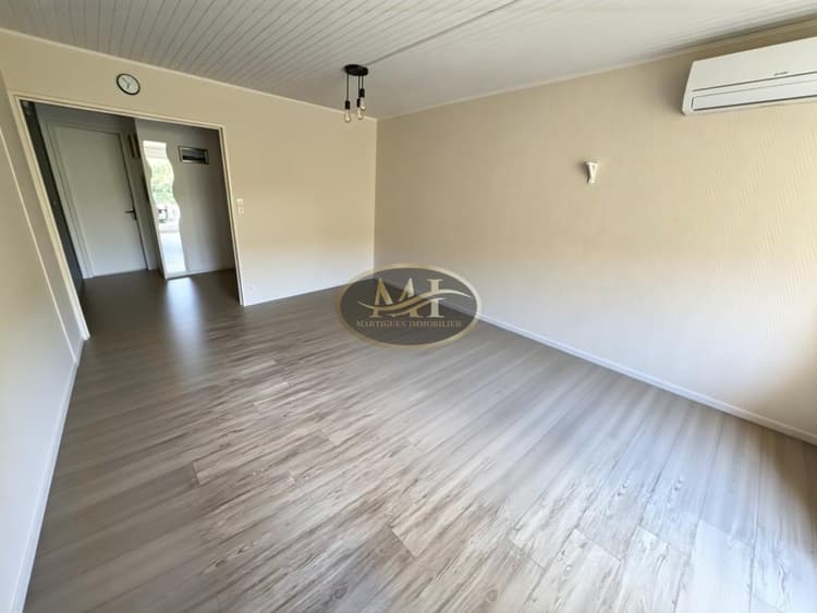 APPARTEMENT DE TYPE 4 EN REZ-DE-JARDIN