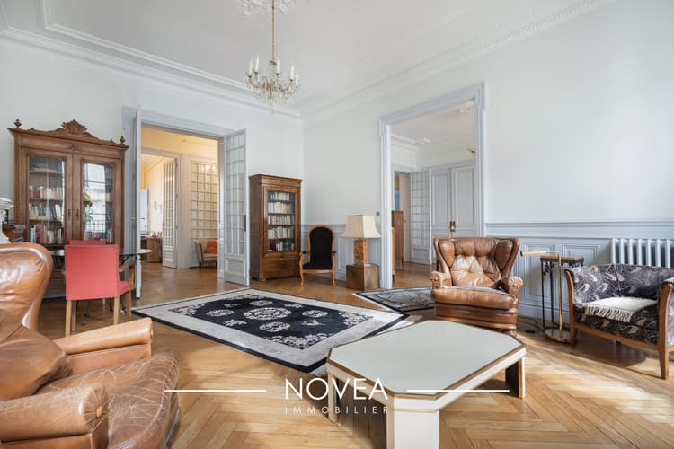 SAINT-ÉTIENNE HYPERCENTRE | APPARTEMENT BOURGEOIS 215 M² | 4 C