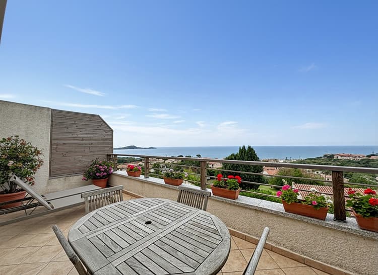 T2 vue mer panoramique Agosta