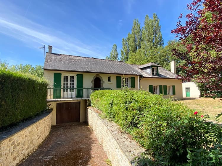 Maison familiale avec grand jardin clos à Gouffern-en-Auge