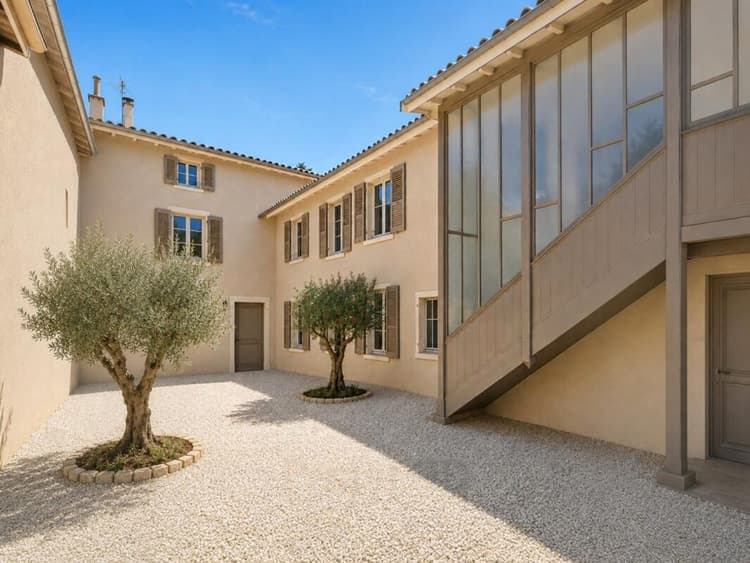 Maison de village 350 m2 à rénover