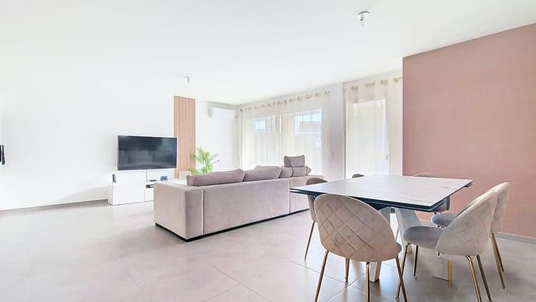 Appartement Istres 3 pièce(s) 76 m2 avec stationnement