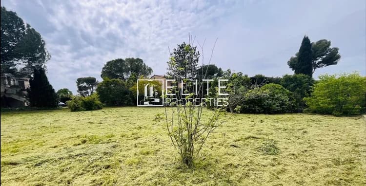 TERRAIN 921m² AU CALME MOUANS-SARTOUX