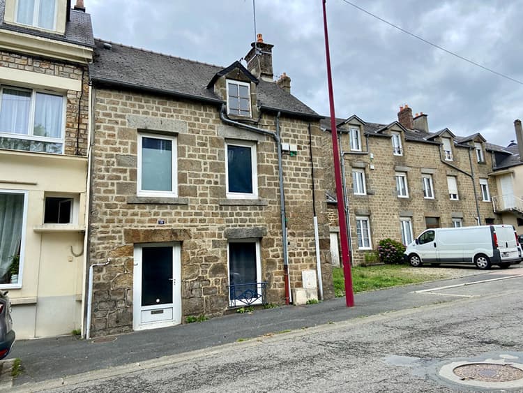 Idéal investisseur, maison à vendre au coeur de LA FERTE MACE