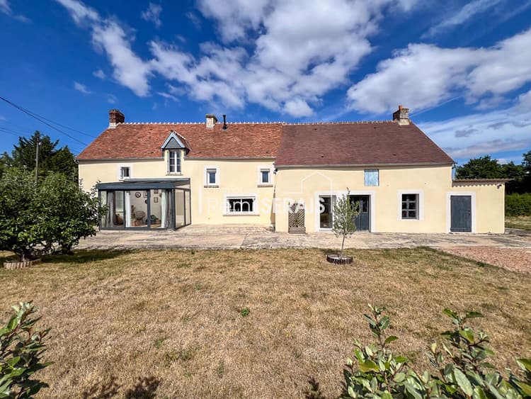 Maison de Charme avec 1 hectare de terrain aux portes de Falaise