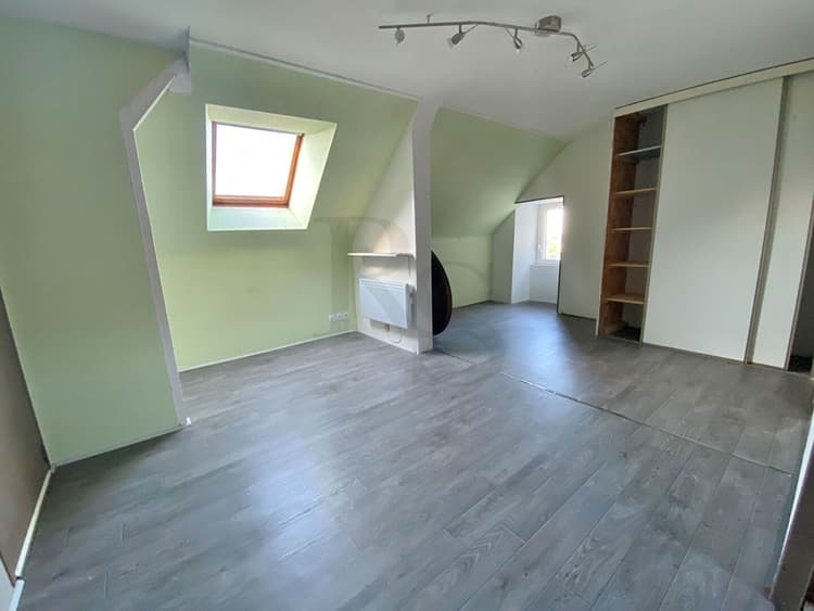 DOMFRONT EN POIRAIE : appartement T1 (20 m²) à louer
