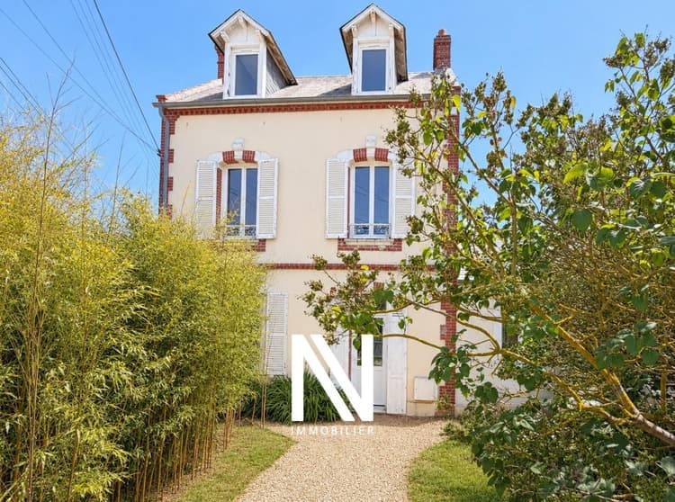 Maison anglo-normande 4 chambres à rénover