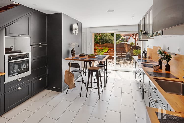 Maison à vivre HEUREUX - 198 m² - 5 chambres dont 2 suites - Grande…