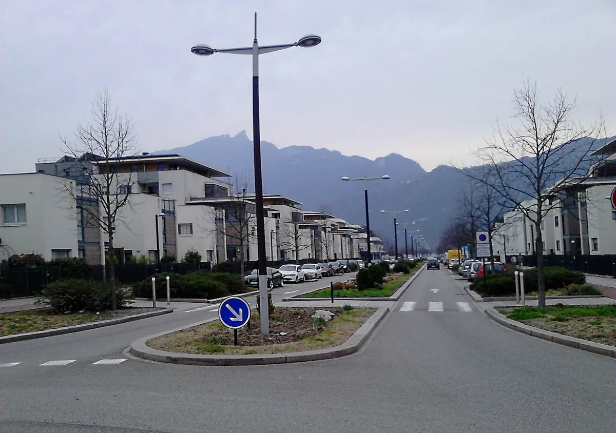 Résidence de logements neufs dans un quartier récent, éligible au don familial exonéré pour l'achat d'un logement neuf