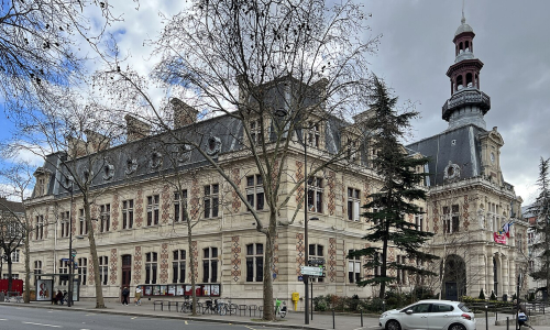 PARIS 12