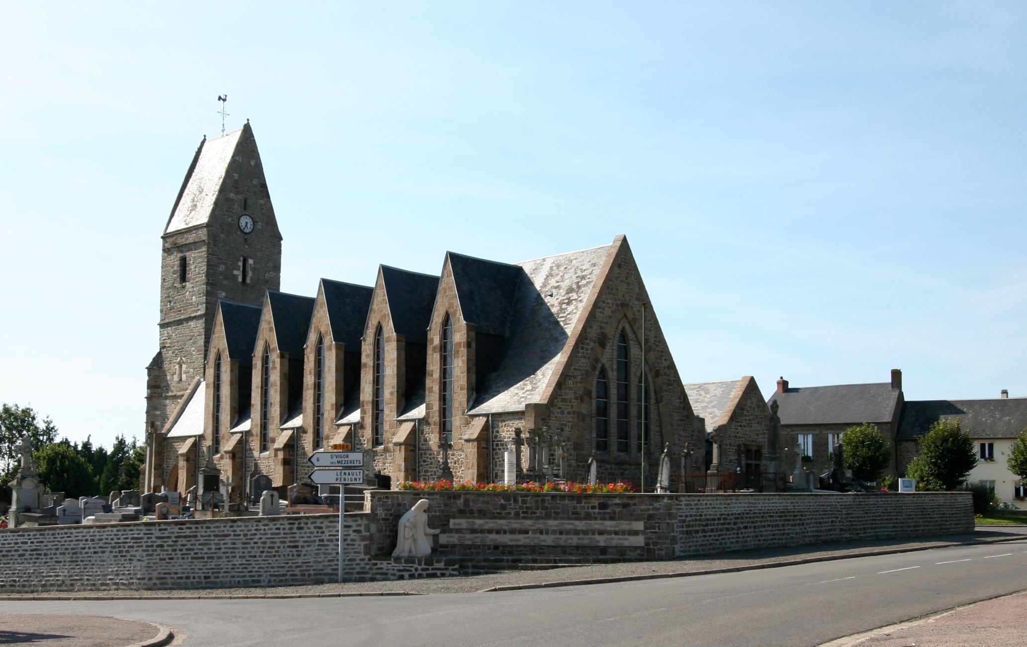 Découverte de ST PIERRE LA VIEILLE