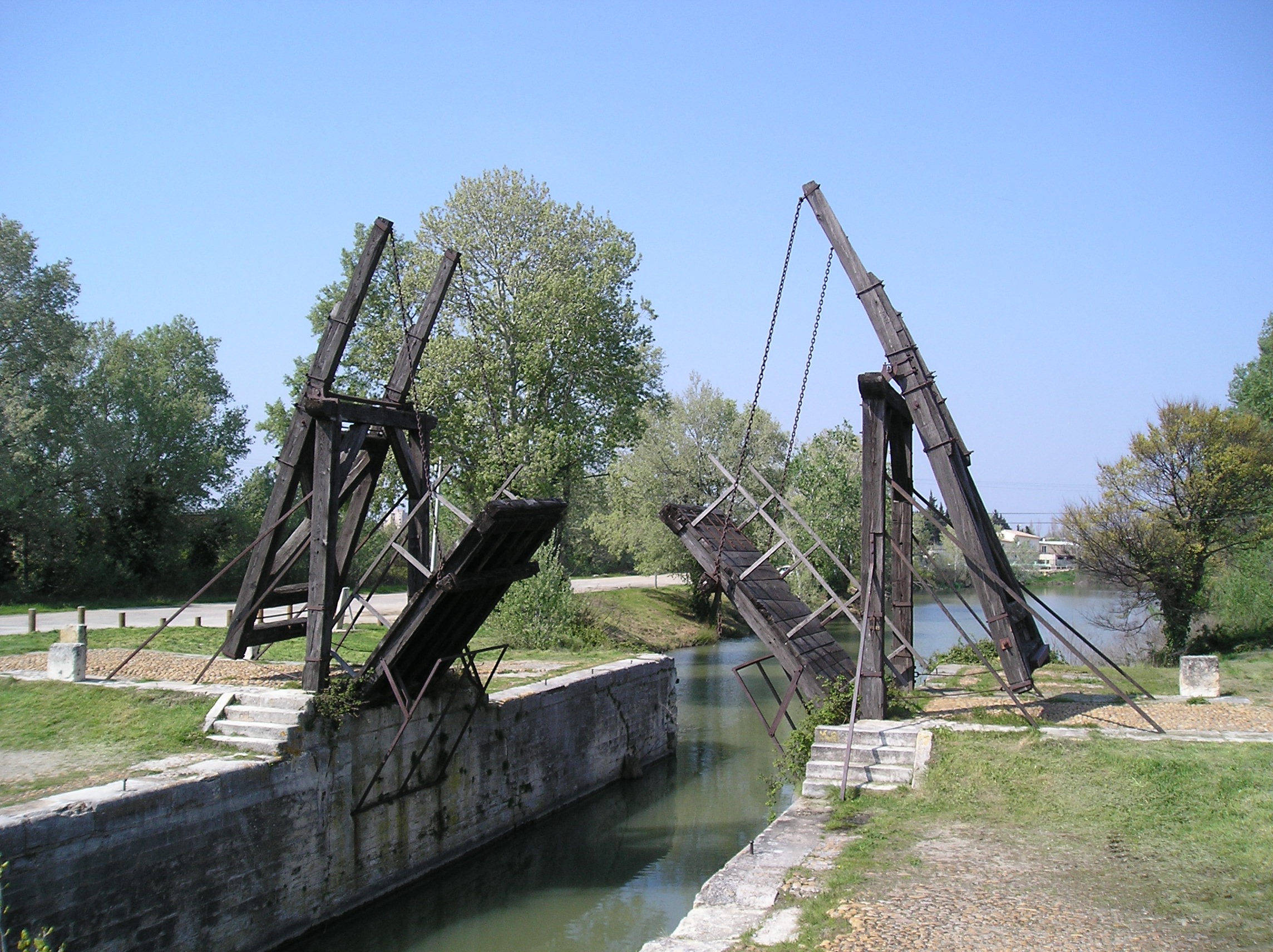 Découvrez MOULES et ses atouts