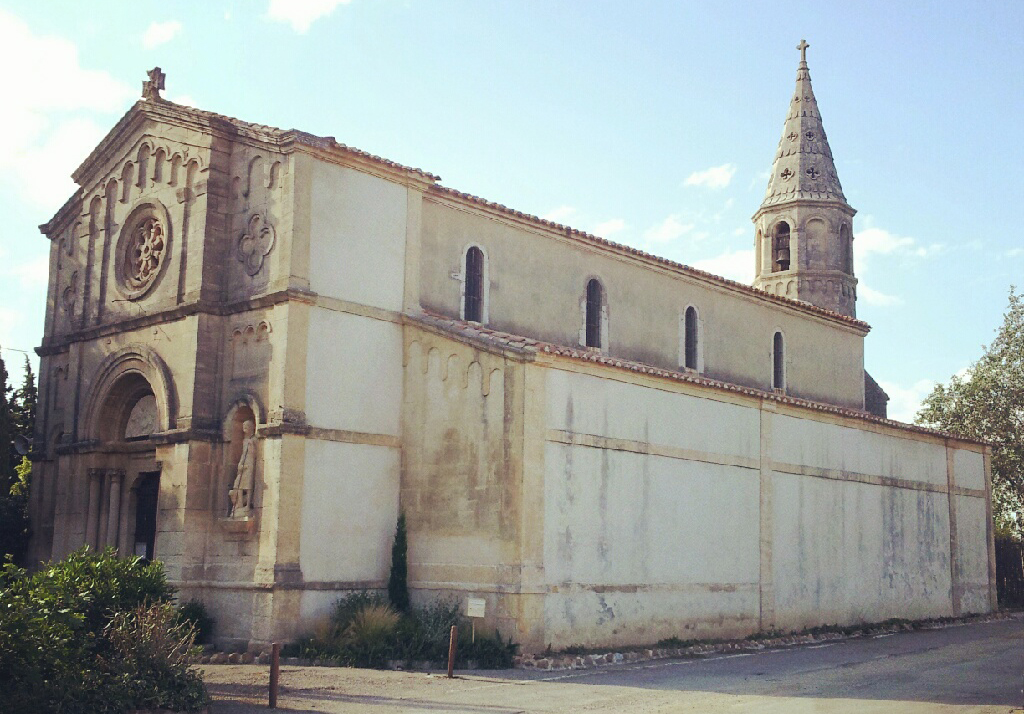 Explorer Raphèle-les-Arles